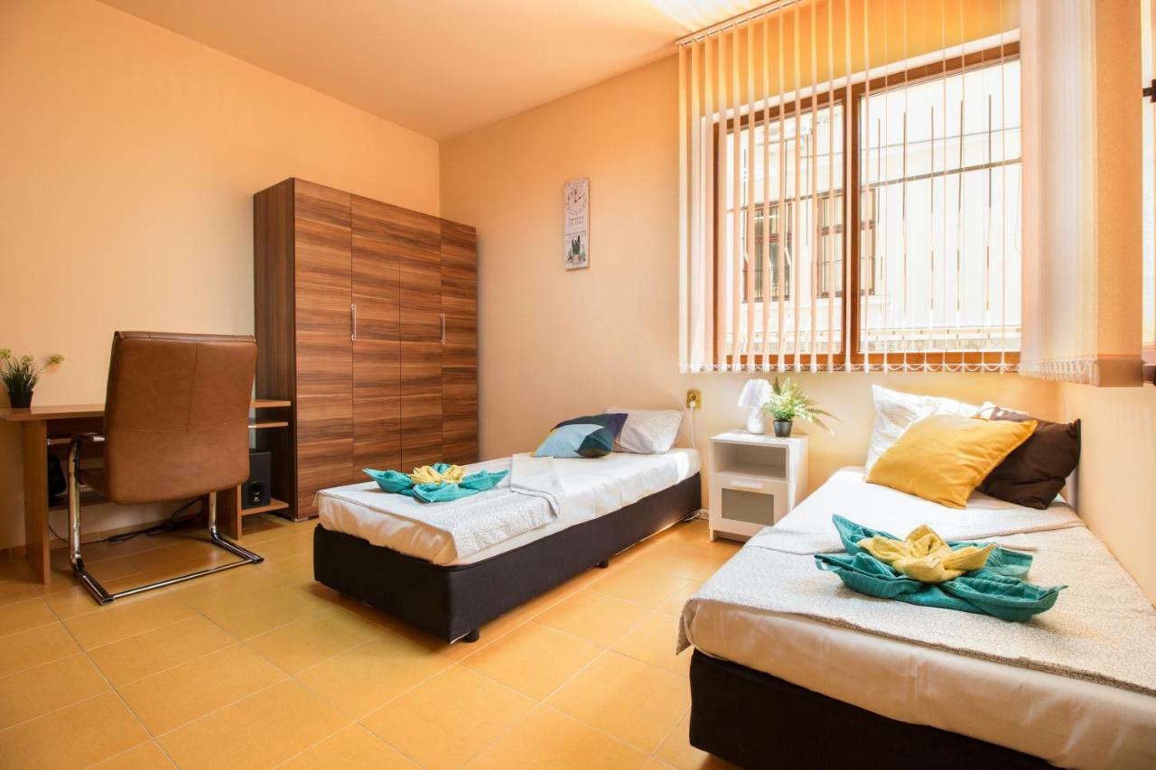 The Rocky House - Central & Private 2Bdr By Flat Mаnager Plovdiv Eksteriør billede